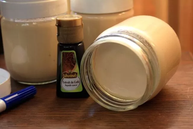 Le yaourt au café de Letiss 1 yaourts DIY au café
